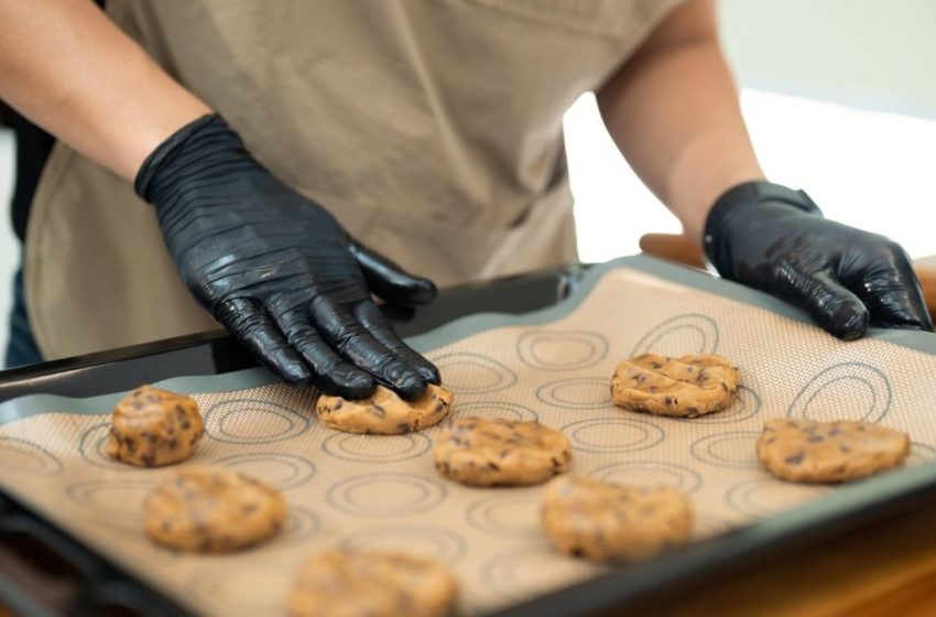  Once-booming cookie chain closes all stores after Chapter 11 filing