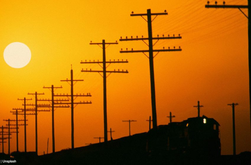  New Study Finds No Link Between Rising Electricity Rates and AI Data Centers