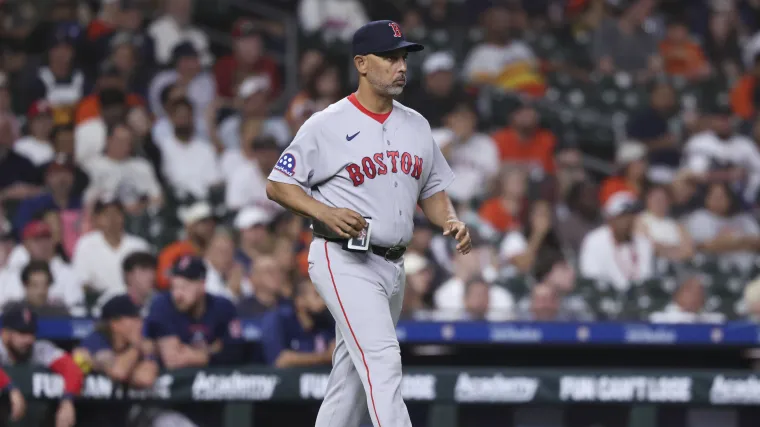  Alex Cora Reacts To Red Sox, Astros Losing Track Of Strikes