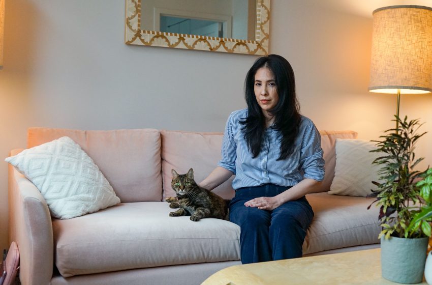  These Women Had Their Breasts Removed To Thwart Cancer. Then Came the Pain.