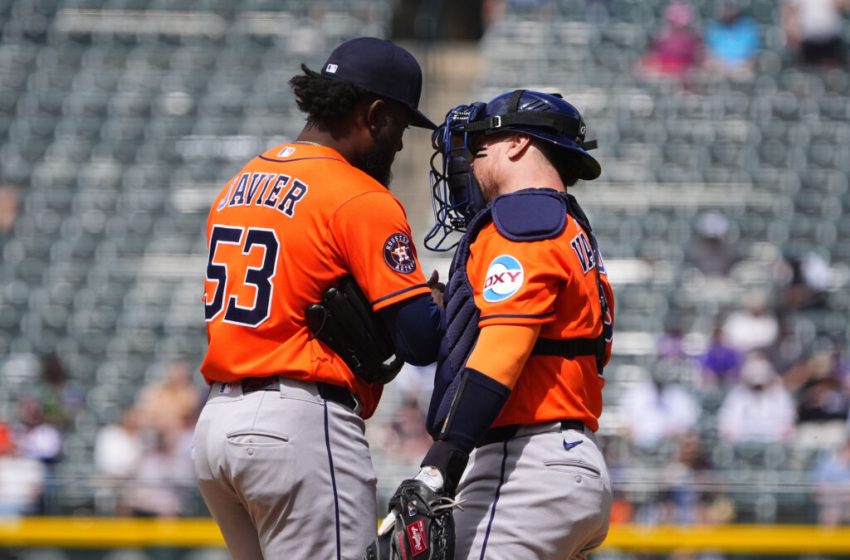  Cristian Javier Exits Start Due To Shoulder Tightness