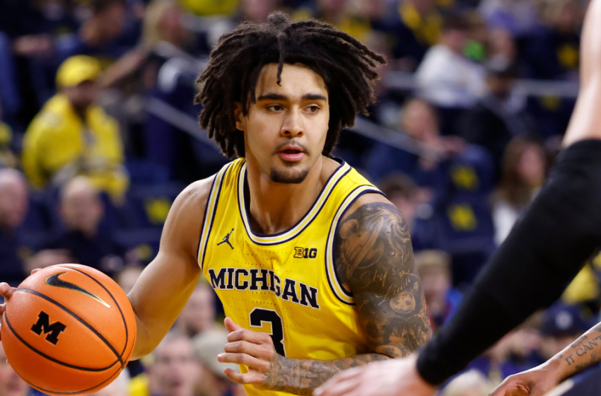  Elliot Cadeau ‘fine’ after being removed from team bus, evaluated