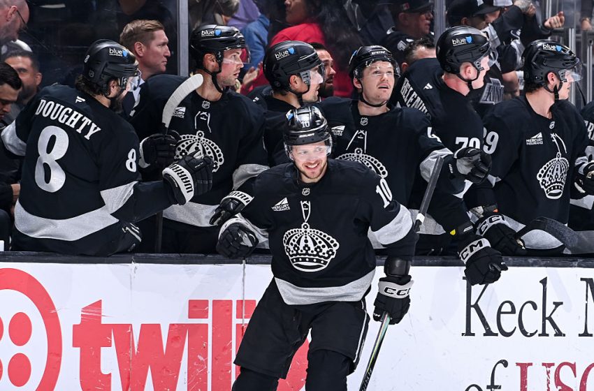  FINAL – Kings 7, Maple Leafs 6 (OT) – Panarin, Kempe, Smith