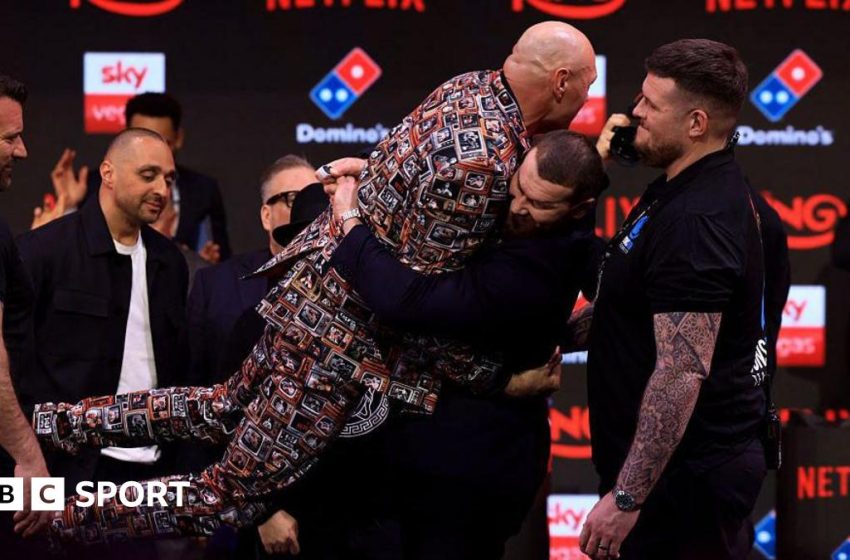  Fury vs Makhmudov: Tyson Fury in high spirits as he takes aim at Oleksandr Usyk & Tottenham