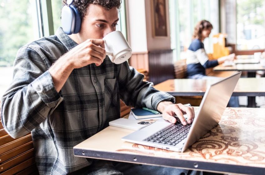  AI is cutting 16,000 U.S. jobs a month — and Gen Z is taking the brunt, Goldman Sachs says