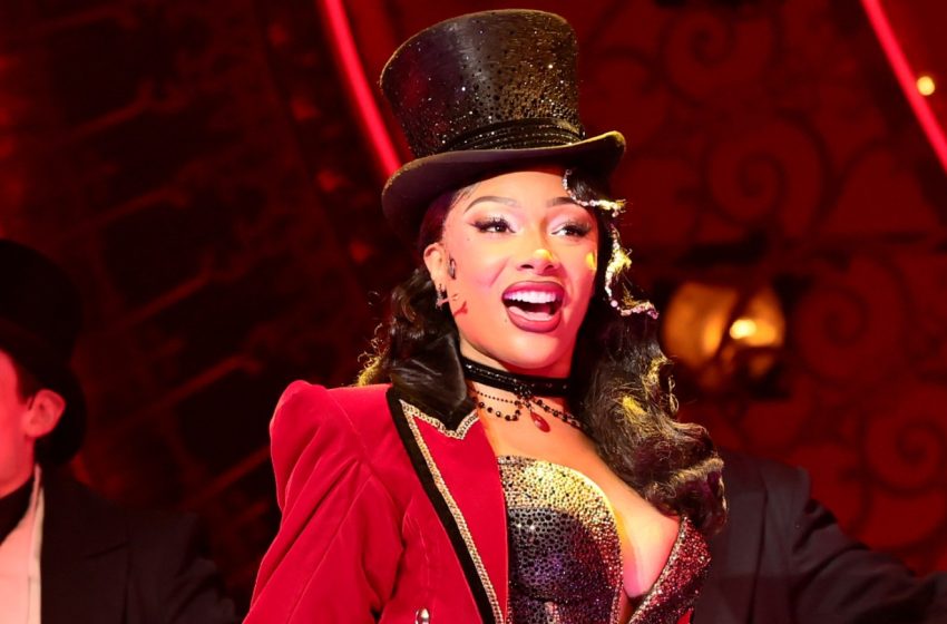  Megan Thee Stallion Hospitalized After Exiting ‘Moulin Rouge’ Mid-Show