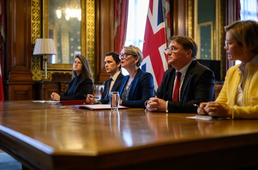  Europe up for policing Hormuz — but only if the fighting stops – POLITICO