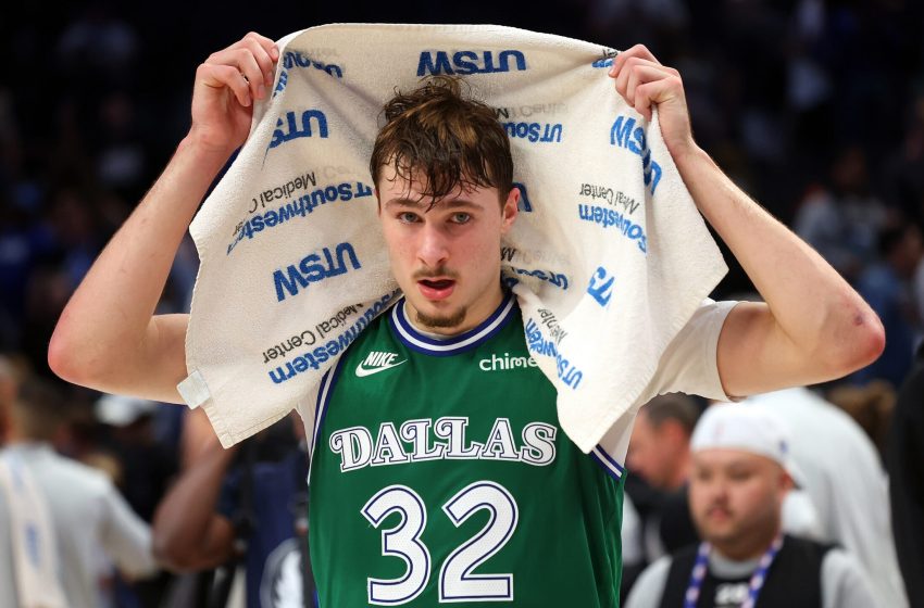  Cooper Flagg becomes 1st teen to reach 50 in an NBA game