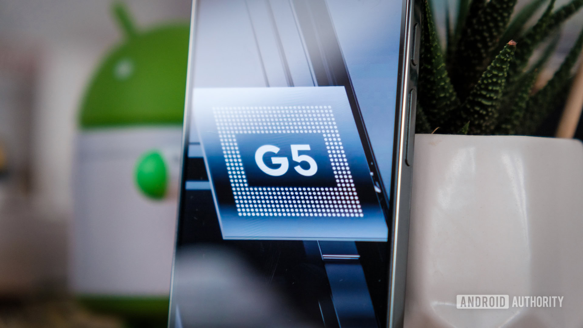 Google Pixel Tensor G5 logo up close Google Pixel Tensor G5 logo up close