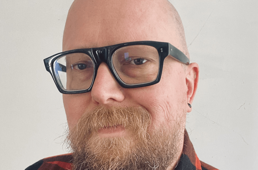  Guy Lodge Named Variety Chief Film Critic