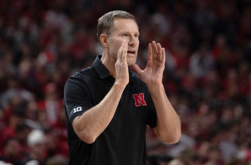  Hoiberg Named AP National Coach of the Year – University of Nebraska