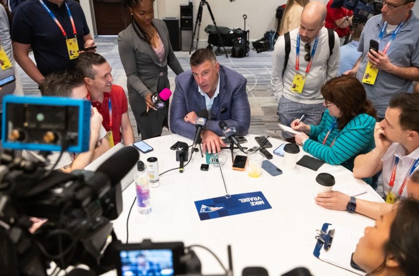  How did the New York Post get the Mike Vrabel photos?