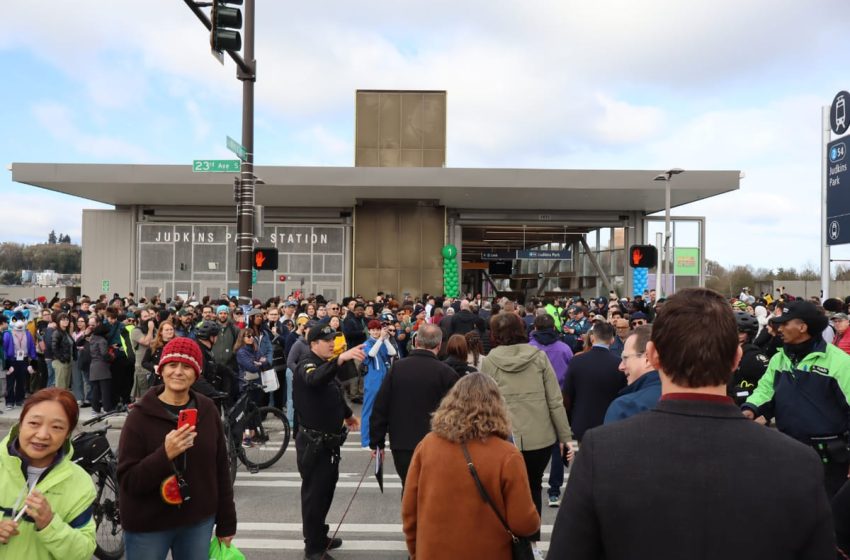  Ridership Topped 200,000 on 2 Line Crosslake Connection’s Opening Day