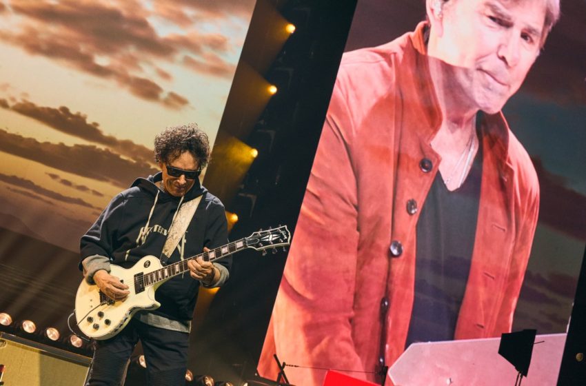  Neal Schon, Jonathan Cain, Arnel Pineda Speak