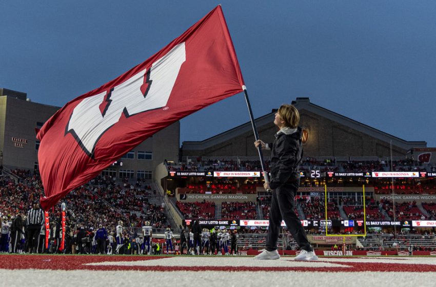  Jack Pugh, former Wisconsin football player who left the sport to focus on his mental health, dies at 24