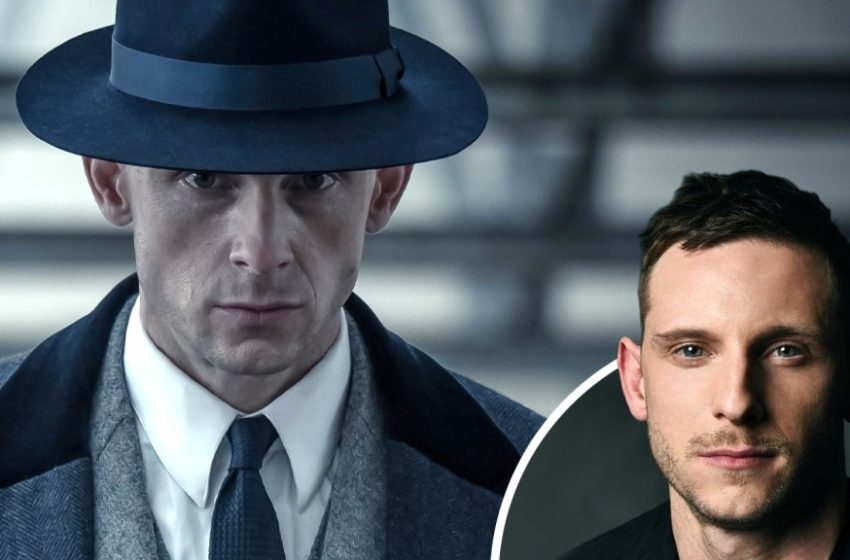  Jamie Bell Takes Over As Duke, Charlie Heaton Stars