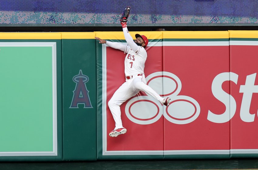  Jo Adell Stole Three Homers And A Win From The Mariners