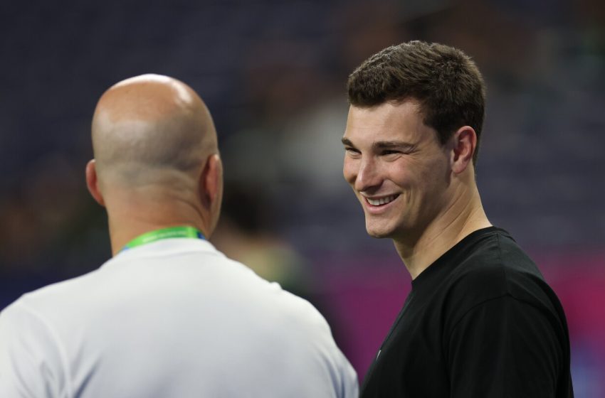  Klint Kubiak: Ideally, you don’t want a rookie QB to start from Day 1