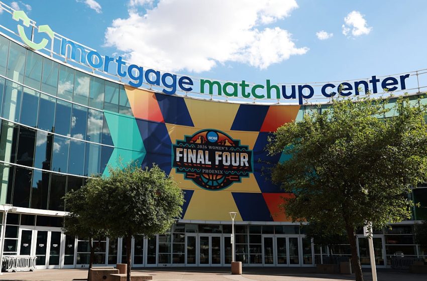  Live updates at the 2026 Women’s Final Four in Phoenix