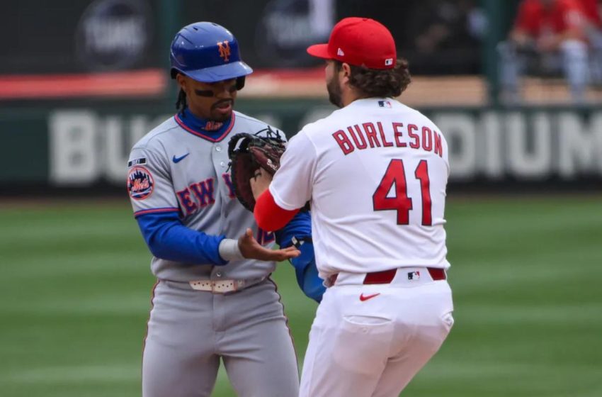  Mets’ Francisco Lindor makes two costly miscues as his early slump also continues