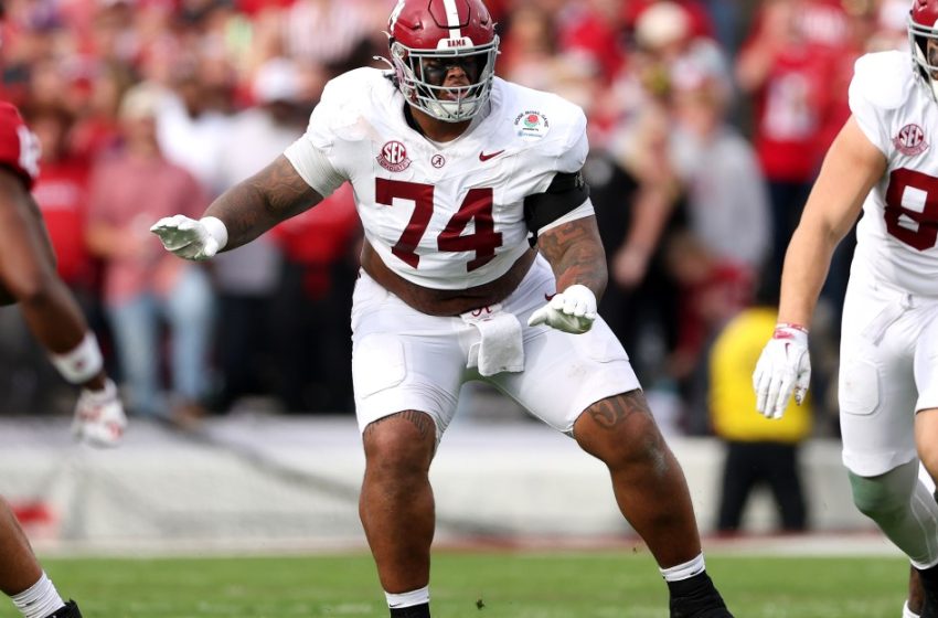  NFL mock draft 2026: Doug Farrar explains Trent Williams contract impact on 49ers pick
