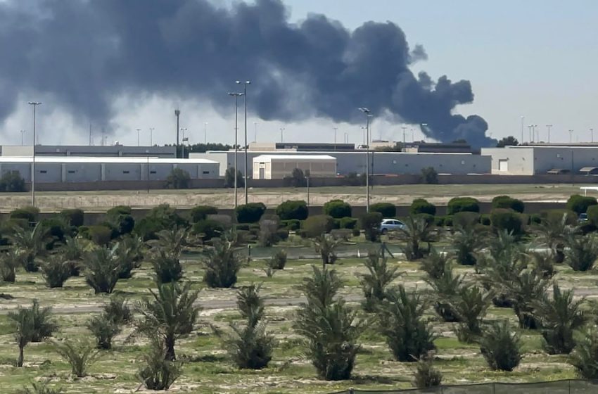  Kuwait races to contain damage after drone strikes oil refinery