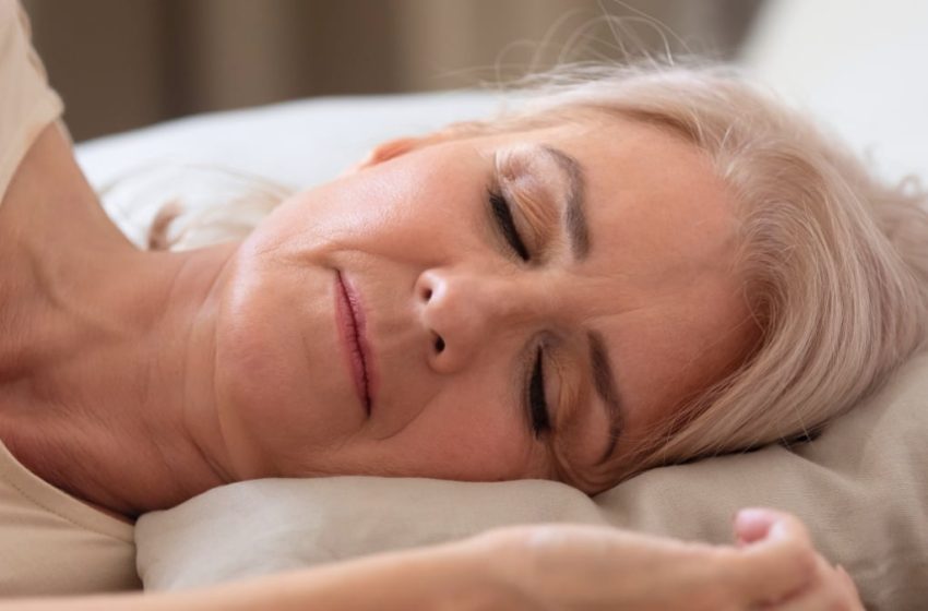  One Sleep Habit Could Boost Your Heart Health, Study Suggests : ScienceAlert