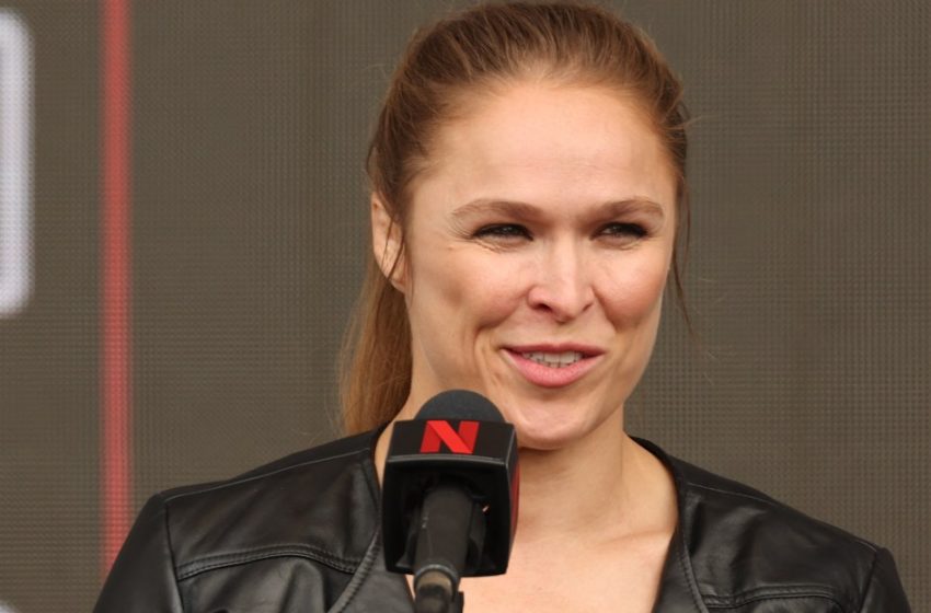  Ronda Rousey reveals her new coach was a huge influence on her decision to come back to fight Gina Carano