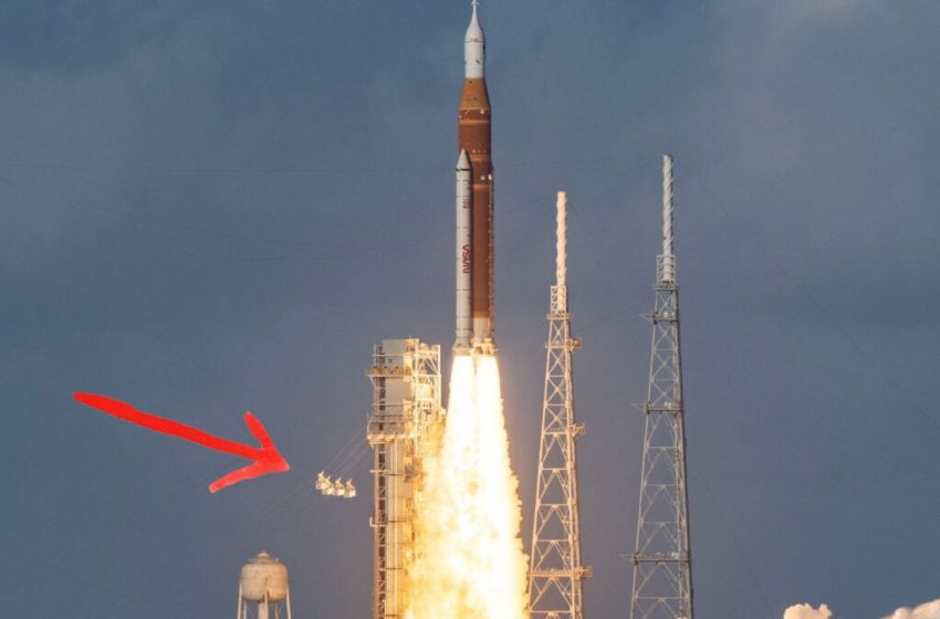  5 Things You May Have Missed During NASA’s Historic Launch of Artemis 2