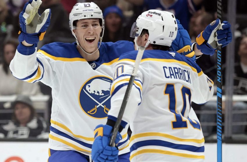  Sabres clinch first playoff berth since 2011, end NHL-record drought