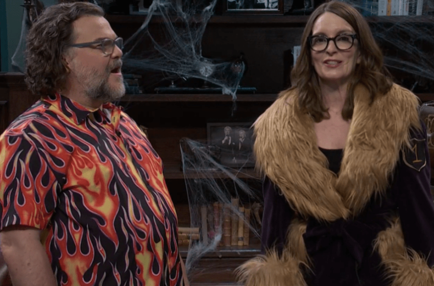  Tina Fey Crashes Jack Black’s SNL Five-Timer’s Monologue