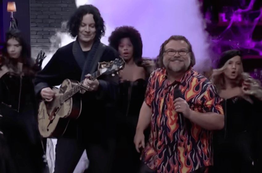 Watch Jack White and Jack Black Reimagine “Seven Nation Army” on SNL