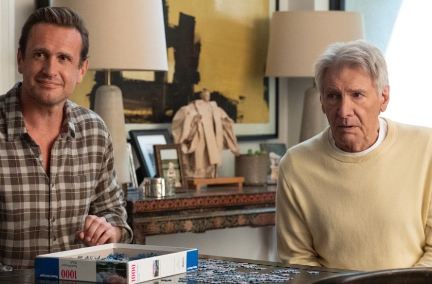  Bill Lawrence Teases “A New Story, Same Cast” For ‘Shrinking’ Season 4