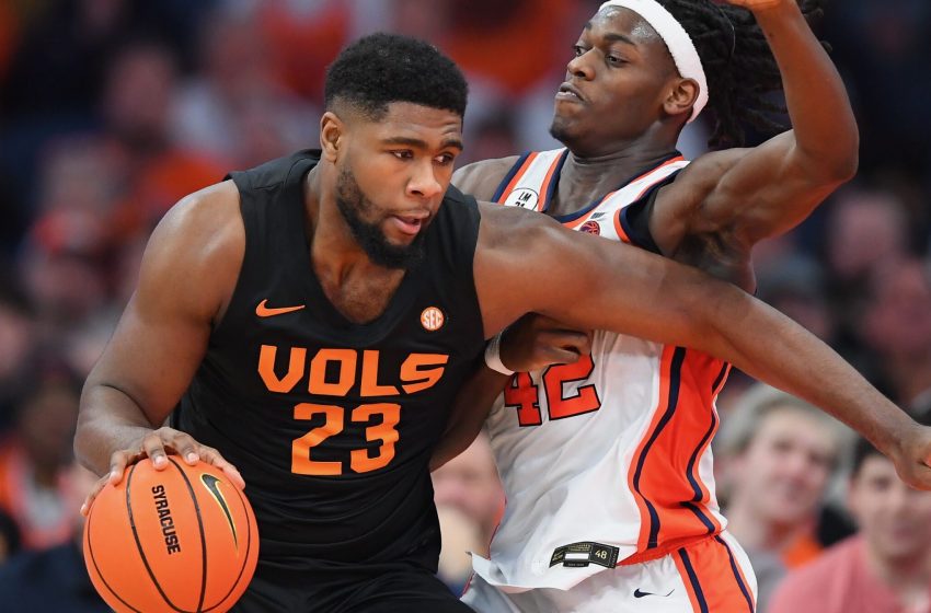  Tennessee basketball forward enters transfer portal
