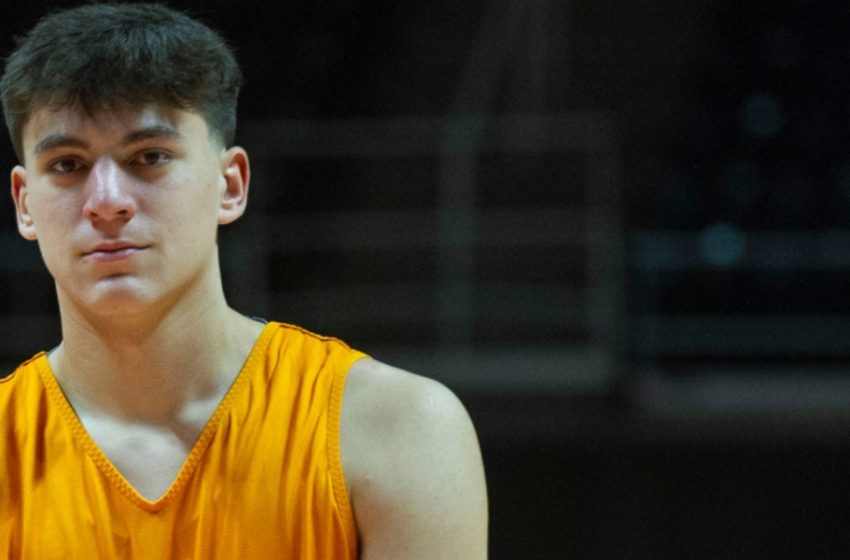  Tennessee forward JP Estrella plans to enter NCAA transfer portal