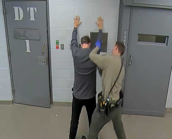 New Twist In Joseph Duggar Case As Judge Makes Decision On Horrific Charges For ‘19 Kids And Counting’ Star