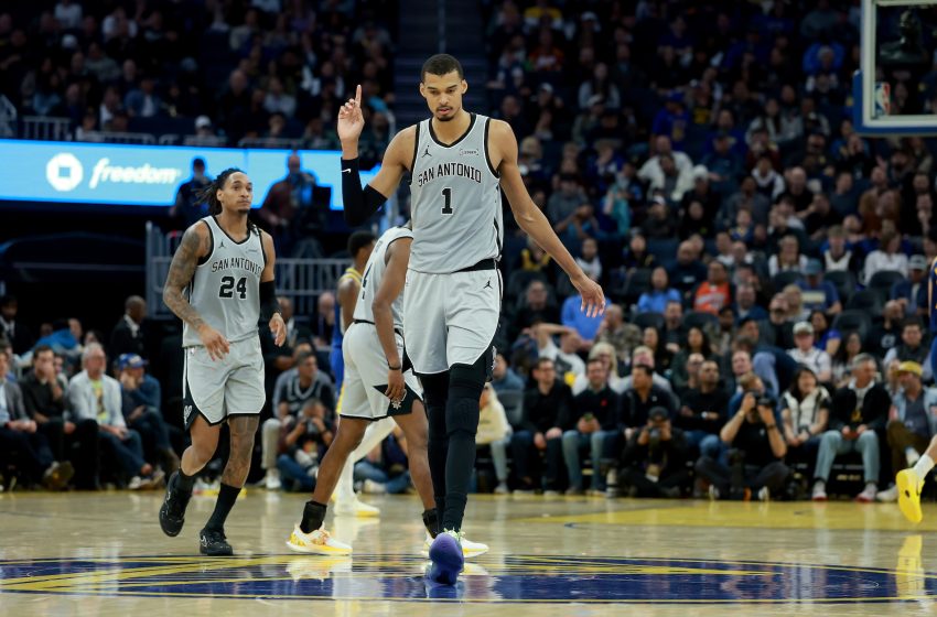  Victor Wembanyama Fattened Up At The Shrimp Buffet