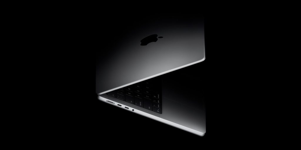 Apple may have hinted at a high-end MacBook Pro launch on January 28 | Existing model shown
