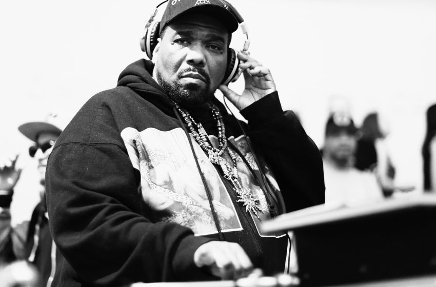  Hip-Hop Pioneer Afrika Bambaataa Dead at 68
