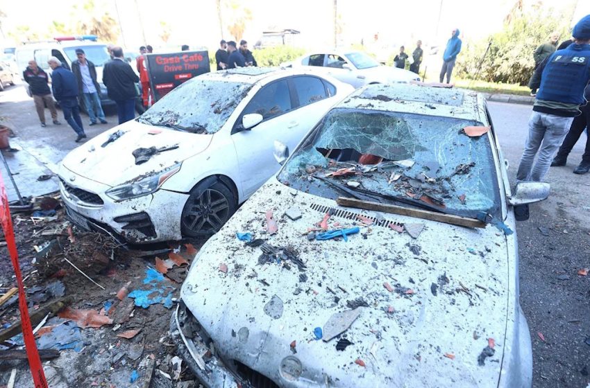  Israel carries out large wave of air strikes across Lebanon