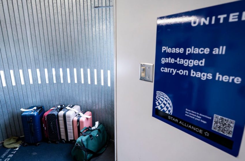  United raises bag fees, becoming second U.S. carrier to up the price this week