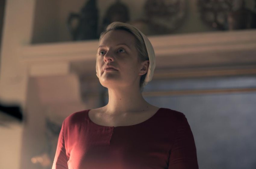  Elisabeth Moss Reprises ‘Handmaid’s Tale’ Role In ‘The Testaments’