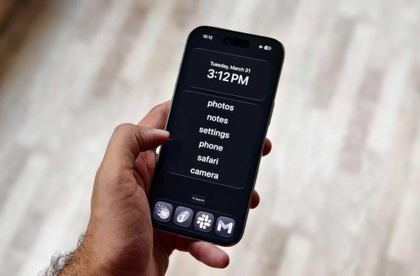 How to Turn Your iPhone Into a Dumb Phone and Reduce Your Screen Time