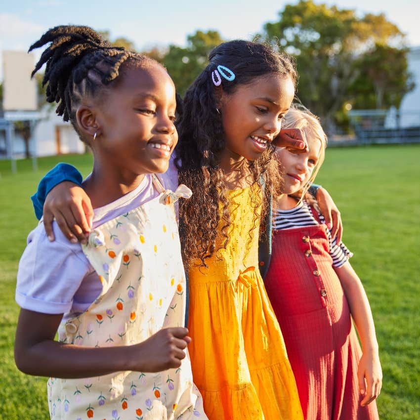 little girls who are friends that also play video games are more comfortable in social settings