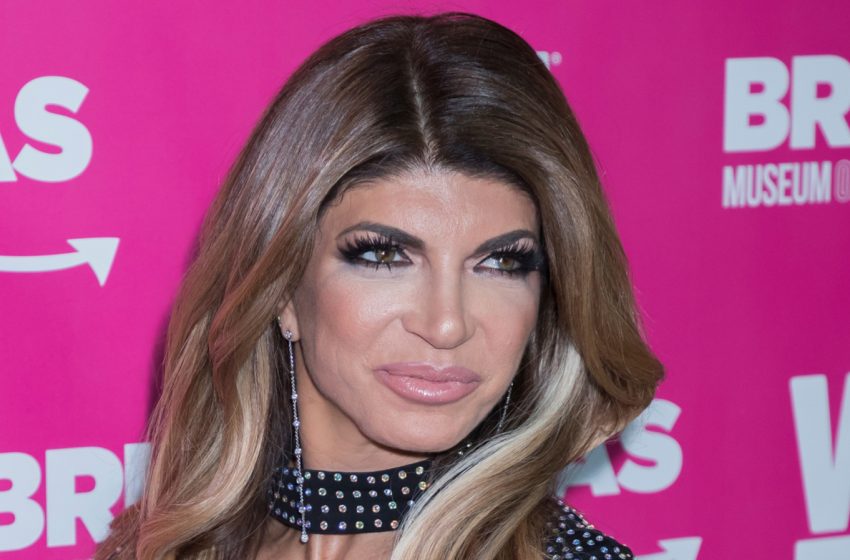  Teresa Guidice’s Full Face Transformation Is Wild To See