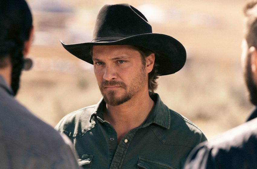  Felix Long Returns From Yellowstone