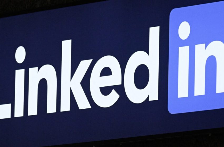  LinkedIn scanning users’ browser extensions sparks controversy and two lawsuits