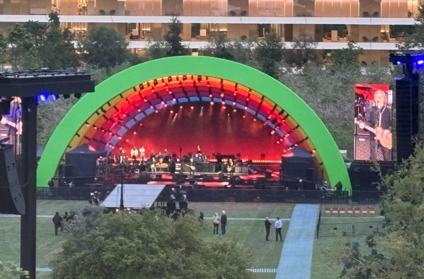  Paul McCartney headlining Apple’s 50th anniversary bash at Apple Park tonight
