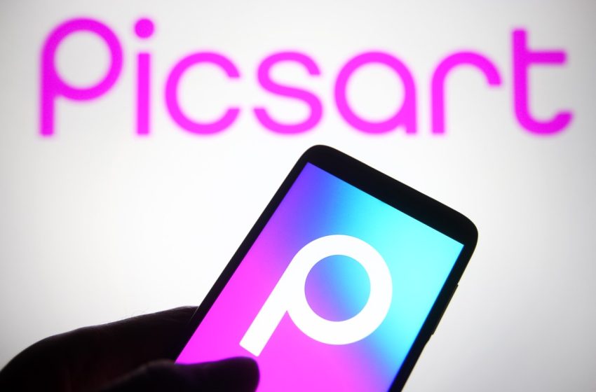  Picsart now lets creators make money from their designs