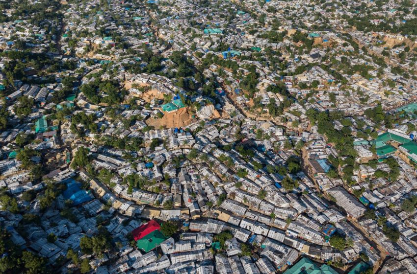  Food assistance slashed for hundreds of thousands of Rohingya refugees trapped in Bangladesh camps : NPR